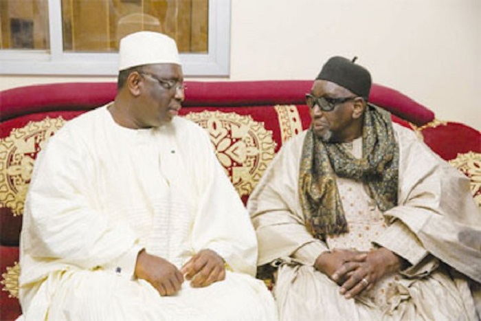 Macky Sall chez le Khalife Serigne Thierno Bachir Tall: « je suis venu en tant que fils et talibé » Macky Sall chez le Khalife Serigne Thierno Bachir Tall: « je suis venu en tant que fils et talibé »