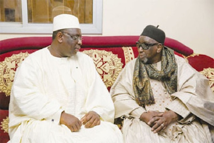 Macky Sall chez le Khalife Serigne Thierno Bachir Tall: « je suis venu en tant que fils et talibé »