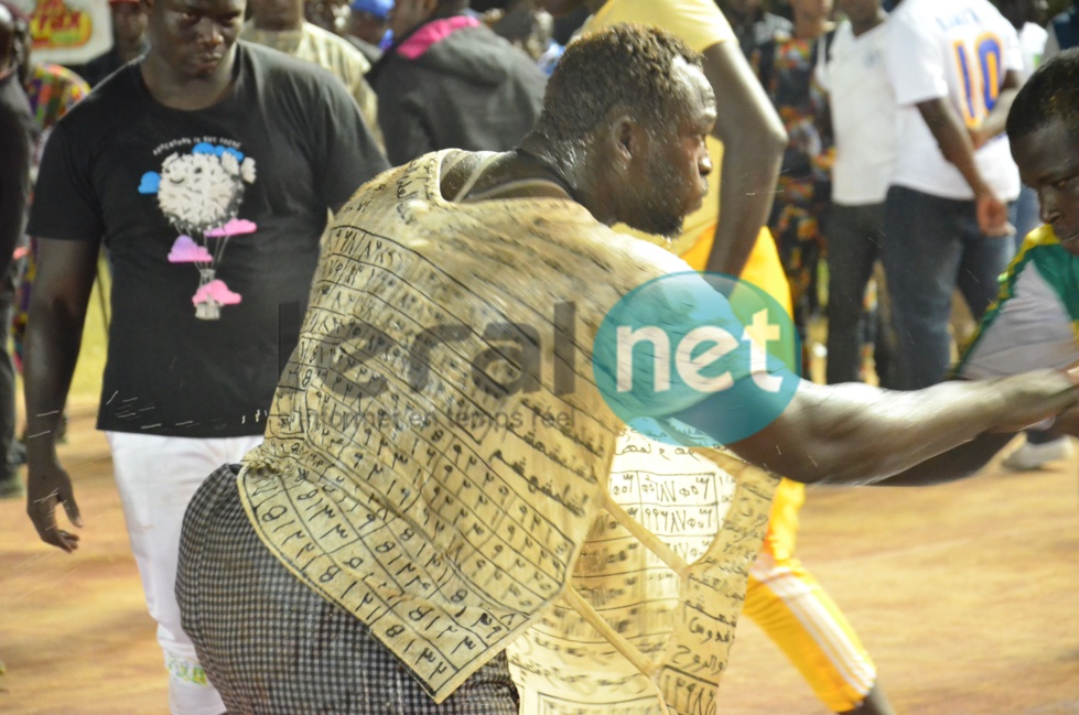 Les images du combat Modou Lo vs Balla Gaye 2 au Stade Léopold Sedar Senghor