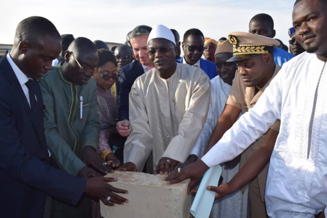 Pose de la première pierre du quai de pêche de Ndangane Sambou :   Les pêcheurs vont bénéficier d’une infrastructure d’un coût de 326 000 000 FCFA.