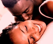 Réponses pratiques aux questions sexuelles: En période de menstrues de la femme, si l'homme ressent un désir sexuel trop grand, peuvent-ils faire l'amour ?