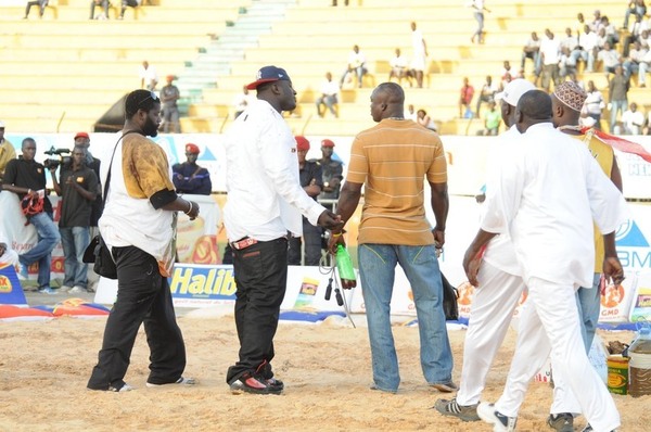 Modou Lô et Balla Gaye 2 écopent d’un simple avertissement