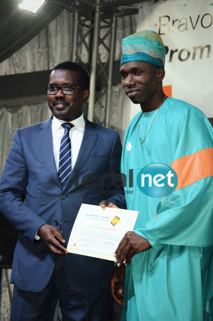 Photos : Sonatel Academy célèbre sa première promotion de diplômés en développement web