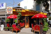 Wakhinan-Nimzatt : Un bar face à la maison de l’Imam