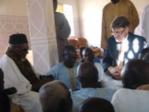 [ PHOTOS ] Le nouvel ambassadeur du Canada au Sénégal rend visite au khalife Général des Mourides