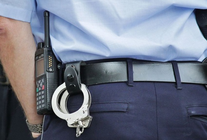 Nice : à 19 ans, il achète une Porsche avec un faux chèque et percute la voiture des policiers