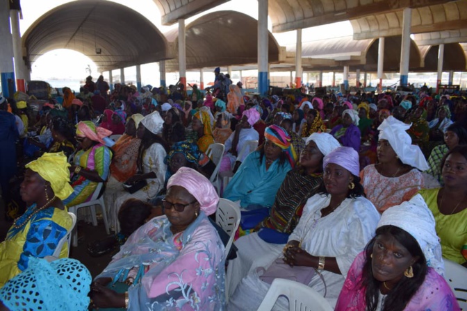 Le ministre de la Pêche Oumar Guèye aux Mareyeurs: "les réalisations inédites de Macky Sall lui assurent un second mandat dès le 1er tour "