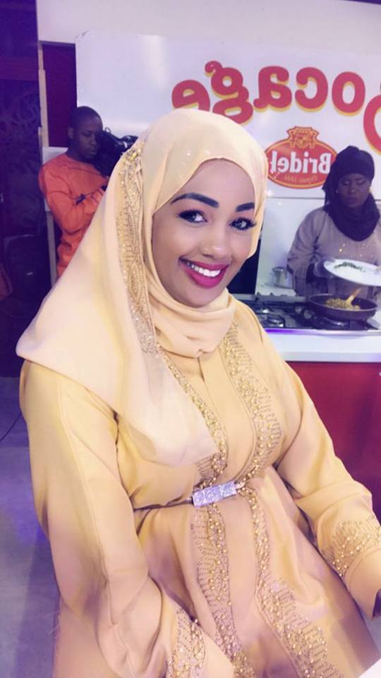  World Hijab Day: Dieynaba Seydou BÃ¢ belle comme une femme de sultan