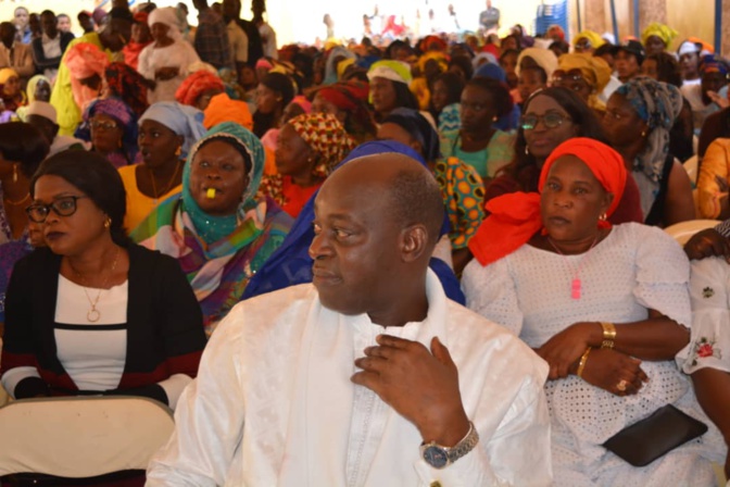 Bataille de 2019 : Rufisque fait bloc dans l'unité, la cohésion et promet une victoire à plus de 70% Bataille de 2019 : Rufisque fait bloc dans l'unité, la cohésion et promet une victoire à plus de 70%