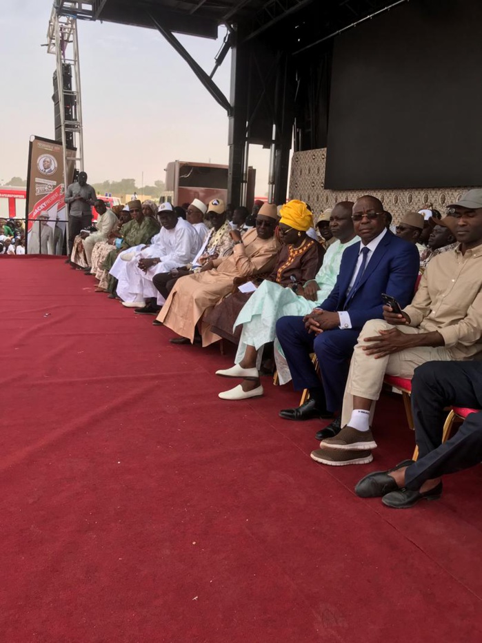 Photos : les images de l'accueil de Macky Sall à Richard-Toll