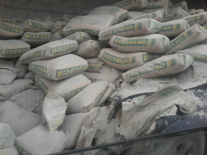 Accident: Un camion se renverse sur l’autoroute Ila Touba Accident: Un camion se renverse sur l’autoroute Ila Touba