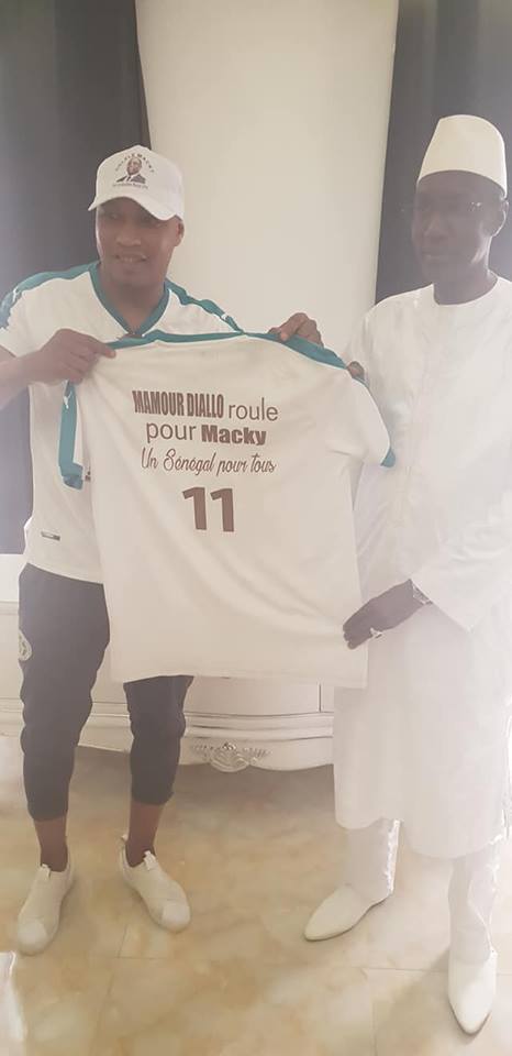 Photos : Mamour Diallo et El Hadji Diouf pour la réélection du Président Macky Sall dès le 1er tour Photos : Mamour Diallo et El Hadji Diouf pour la réélection du Président Macky Sall dès le 1er tour