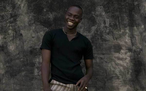 MUSIQUE : Dans son nouvel album , Abdou Guité Seck dénonce « Mbaraan »