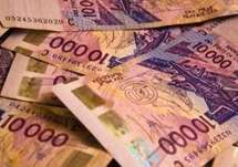 Des paysans en colère s’attaquent à la commission de distribution à Mampatim.