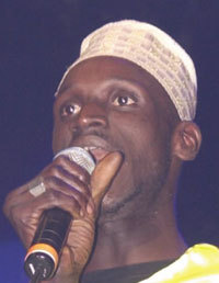 Youssou Ndour et Saanex dans Mbaye Bercy