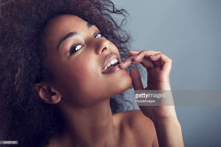 Les hommes préfèrent les femmes faciles, Pourquoi?