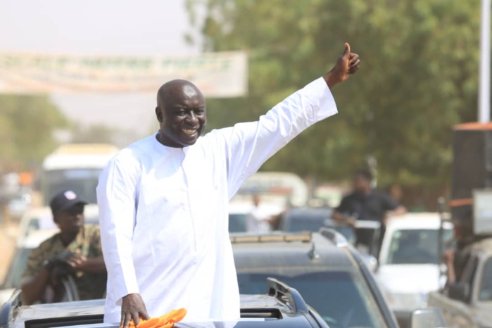 PHOTOS - Accueil triomphal de la caravane "Orange" d'Idrissa Seck à Touba et Darou Mouhty