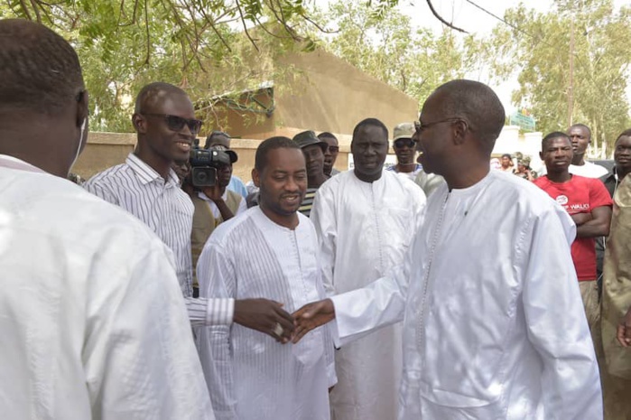Quand le Pm Mahammed Boun Abdallah Dionne accomplit son devoir civique à l'école Samba Yomb Guillé de Gossas