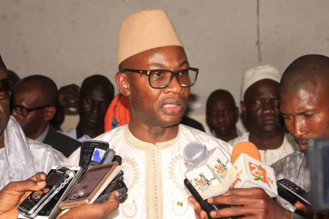Moustapha Diakhaté demande au peuple d’excuser Me Moussa Diop Moustapha Diakhaté demande au peuple d’excuser Me Moussa Diop