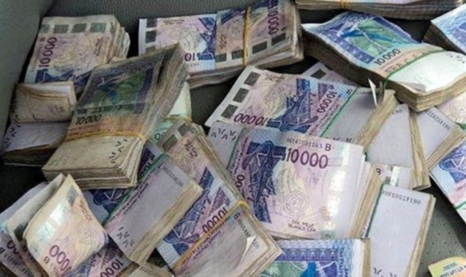 1,700 milliard de francs CFA volés des caisses d’une grande banque au Sénégal !