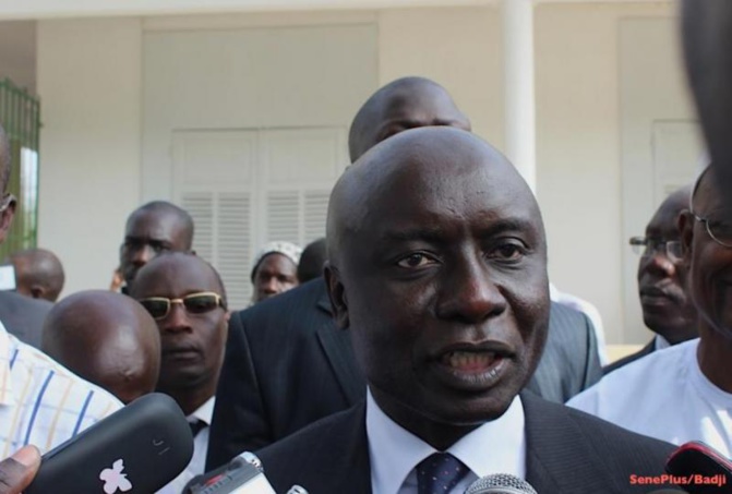 ‘’Une commune, un milliard’’ : Aïssata Tall Sall accuse Idrissa Seck de plagiat