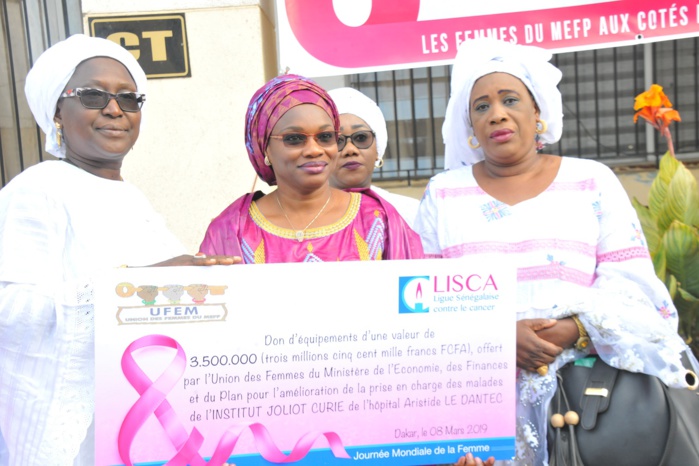 Photos : le 08 mars des femmes du ministère de l'Economie, des Finances et du Plan