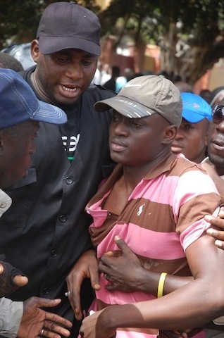 Agression d'Alioune Tine: Les clichés qui accablent Coumba Gaye et Bara Gaye (Preuve)