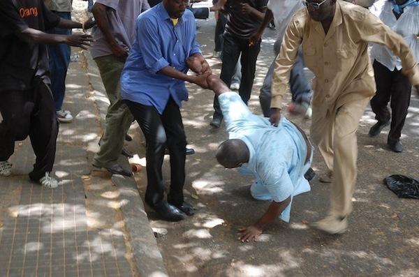 Agression d'Alioune Tine: Les clichés qui accablent Coumba Gaye et Bara Gaye (Preuve)