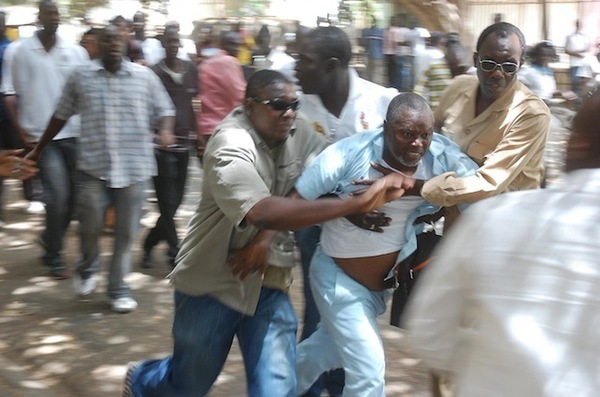 Agression d'Alioune Tine: Les clichés qui accablent Coumba Gaye et Bara Gaye (Preuve)