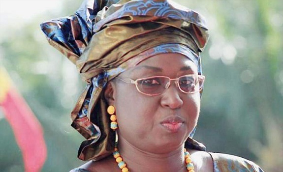 Maïmouna Ndoye Seck: « Macky Sall a clos le débat sur un éventuel 3e mandat » Maïmouna Ndoye Seck: « Macky Sall a clos le débat sur un éventuel 3e mandat »