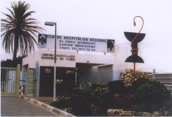 Le Directeur  l’hôpital régional de Thiès refuse aux jeunes de « y en à marre » le matériel  pour effectuer un don de sang.
