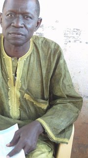 APRES 40 ANS AU SERVICE DE L'ECOLE SENEGALAISE : Larmes et sourires rythment le départ de Kaoussou Sané à la retraite, doyen des directeurs d'école de Ziguinchor
