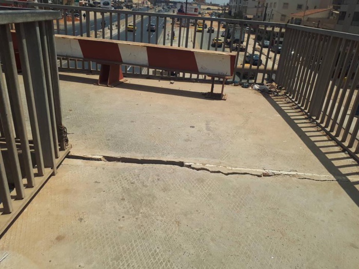 ATTENTION DANGER : Un pont à Yoff sur le point de s'affaisser, ALERTE (Photos)