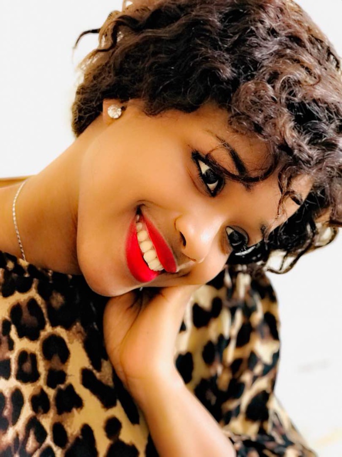 Photos : Nadia Guèye, toujours aussi belle et stylée