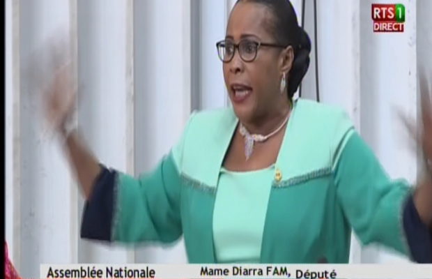 Mame Diarra Fam, député de la Diaspora: " l’acte d’Ousseynou Sy est une menace pour les Sénégalais d’Italie" Mame Diarra Fam, député de la Diaspora: " l’acte d’Ousseynou Sy est une menace pour les Sénégalais d’Italie"