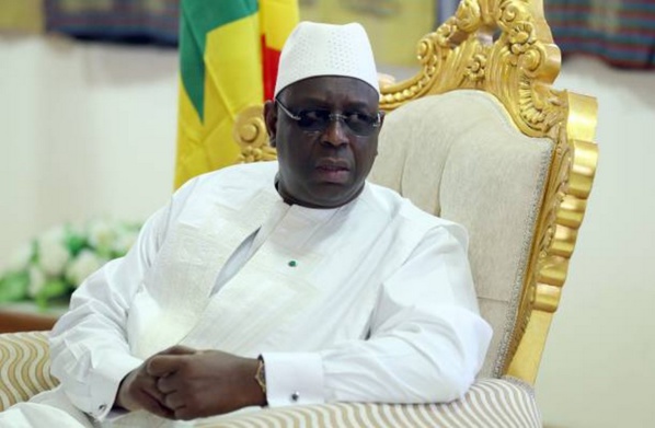 De retour à Dakar: Macky Sall "se barricade"