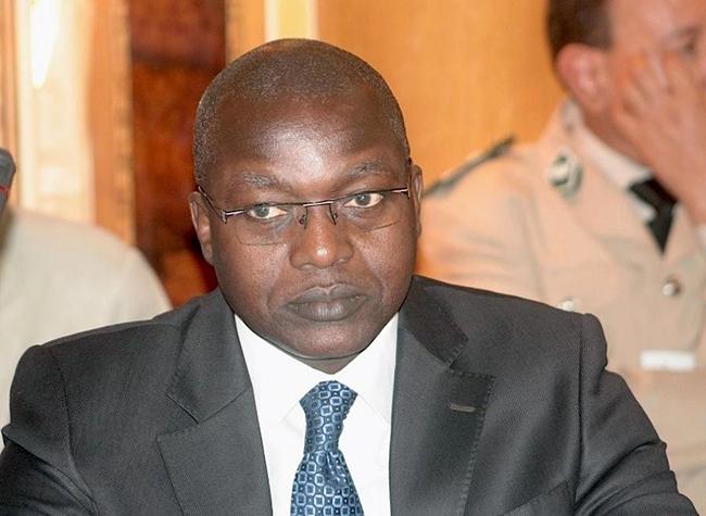 Cité par "Jeune Afrique" dans le scandale de corruption de la société espagnole Defex : Oumar Guèye dans de sales draps