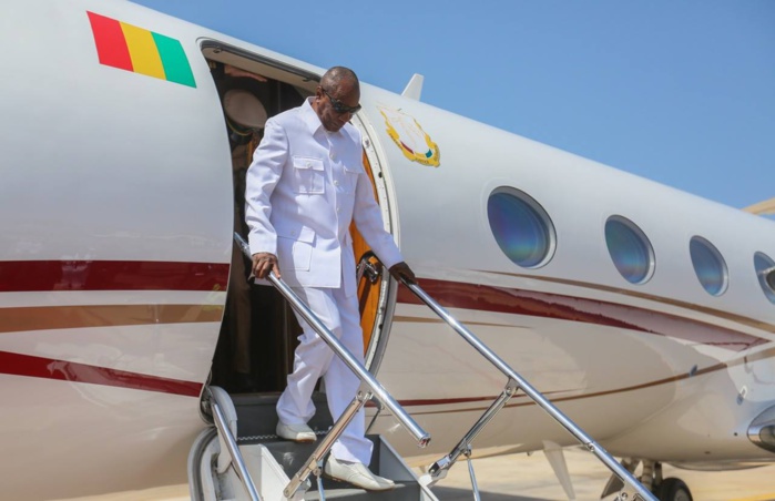 Photos : Alpha Condé à Dakar pour la prestation de serment de Macky Sall