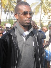 Bouba Ndour compte porter plainte contre Katy Diéye, l’ex danseuse du Djolof band