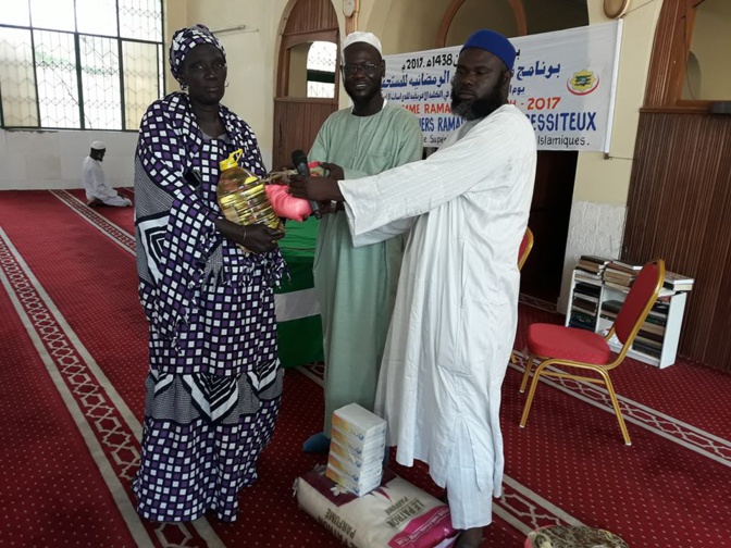 De la zakat, de l'impôt et de la zakabilité (Dr Ahmed Khalifa Niasse )