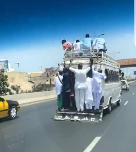 Photos : 17 ans après le drame du Joola, les Sénégalais toujours aussi inconscients