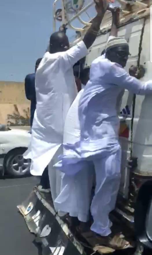 Photos : 17 ans après le drame du Joola, les Sénégalais toujours aussi inconscients
