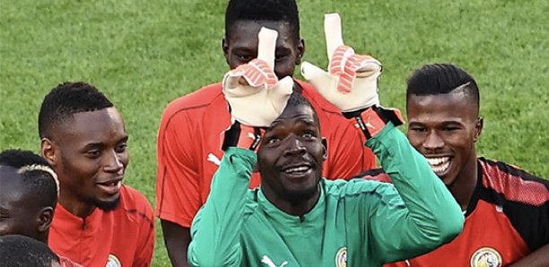 Double fracture tibia-péroné : les "Lions" soutiennent Khadim Ndiaye