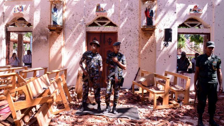 Attentats au Sri Lanka : plus de 200 morts, huit personnes arrêtées