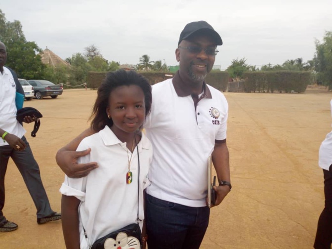 *« J’ai 12 ans, j’emmène mon père à la Mecque »: Cheikh BA et son association Proxim innovent. *