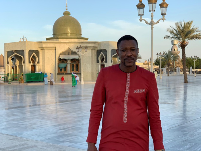 Tange Tandian, le D.E de l'Omart en mode talibé chez Serigne Abdou Karim Mbacké.