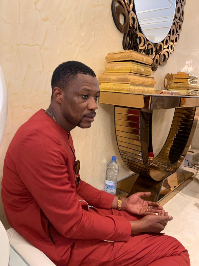 Tange Tandian, le D.E de l'Omart en mode talibé chez Serigne Abdou Karim Mbacké.