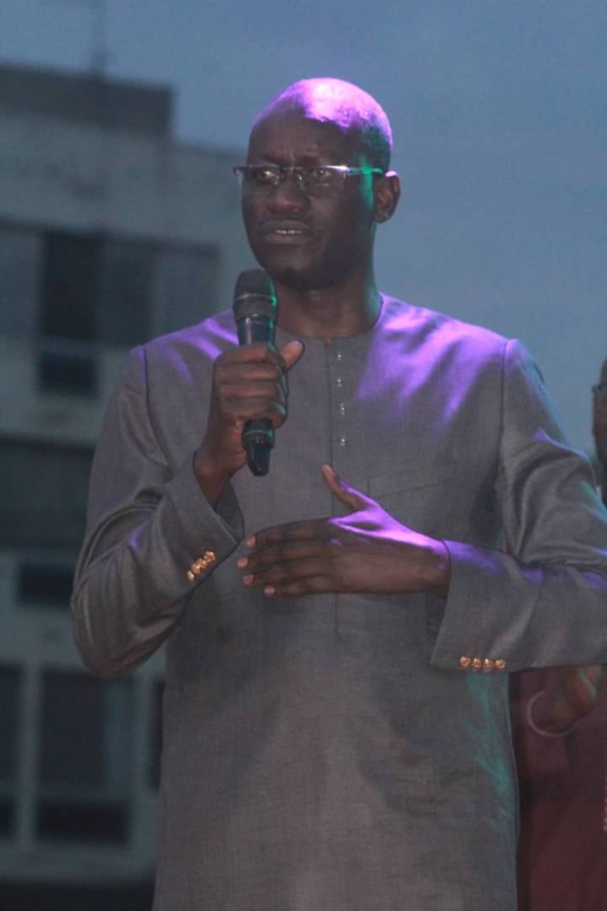 Abass Fall de Pastef répond à El Haj Kassé: Kassé case toi ! Abass Fall de Pastef répond à El Haj Kassé: Kassé case toi !