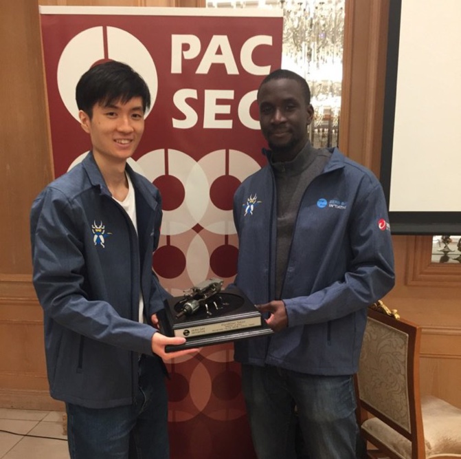 (05 Photos) Technologie : Un jeune sénégalais remporte 219 millions de F Cfa dans un concours (05 Photos) Technologie : Un jeune sénégalais remporte 219 millions de F Cfa dans un concours