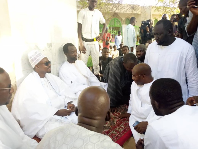 Les touchantes images de l'arrivée de la dépouille de Cheikh Béthio à Touba Les touchantes images de l'arrivée de la dépouille de Cheikh Béthio à Touba